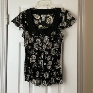 Women's Black and White Floral Top